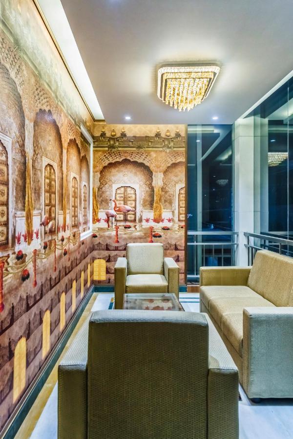 Hotel Royal Grande Веллуру Экстерьер фото