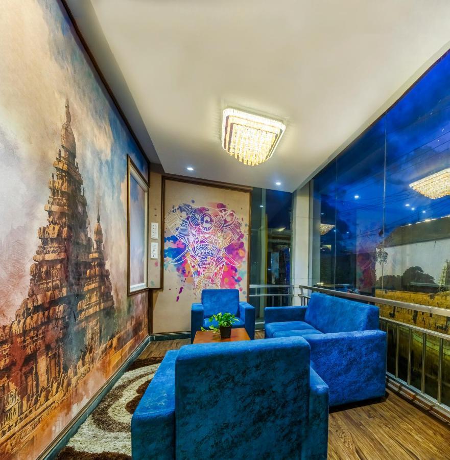 Hotel Royal Grande Веллуру Экстерьер фото
