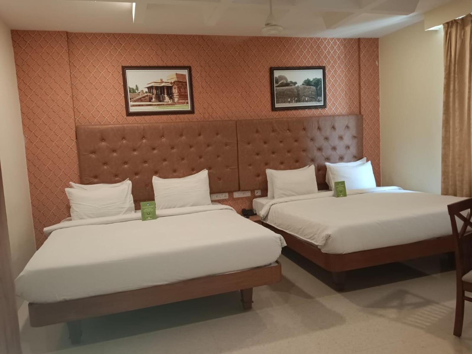 Hotel Royal Grande Веллуру Экстерьер фото